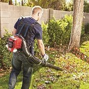 Best 10 Backpack Leaf Blowers: Gas/Electric In 2022 Reviews