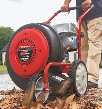 Troy-Bilt TB672 Leaf Blower review